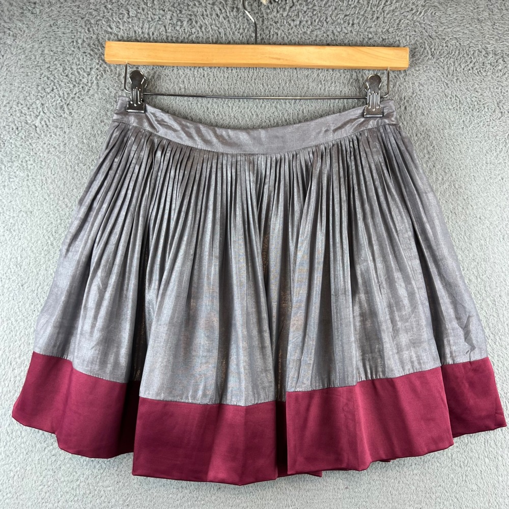 Ryu Metallic Silver Pleated Mini Skirt with Burgundy Hem Size M